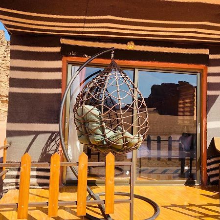 Star Guide Luxury Camp Hotel Wadi Rum Bagian luar foto