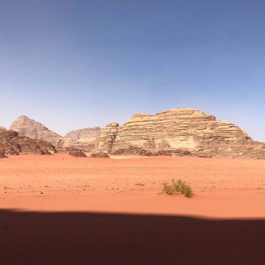 Star Guide Luxury Camp Hotel Wadi Rum Bagian luar foto