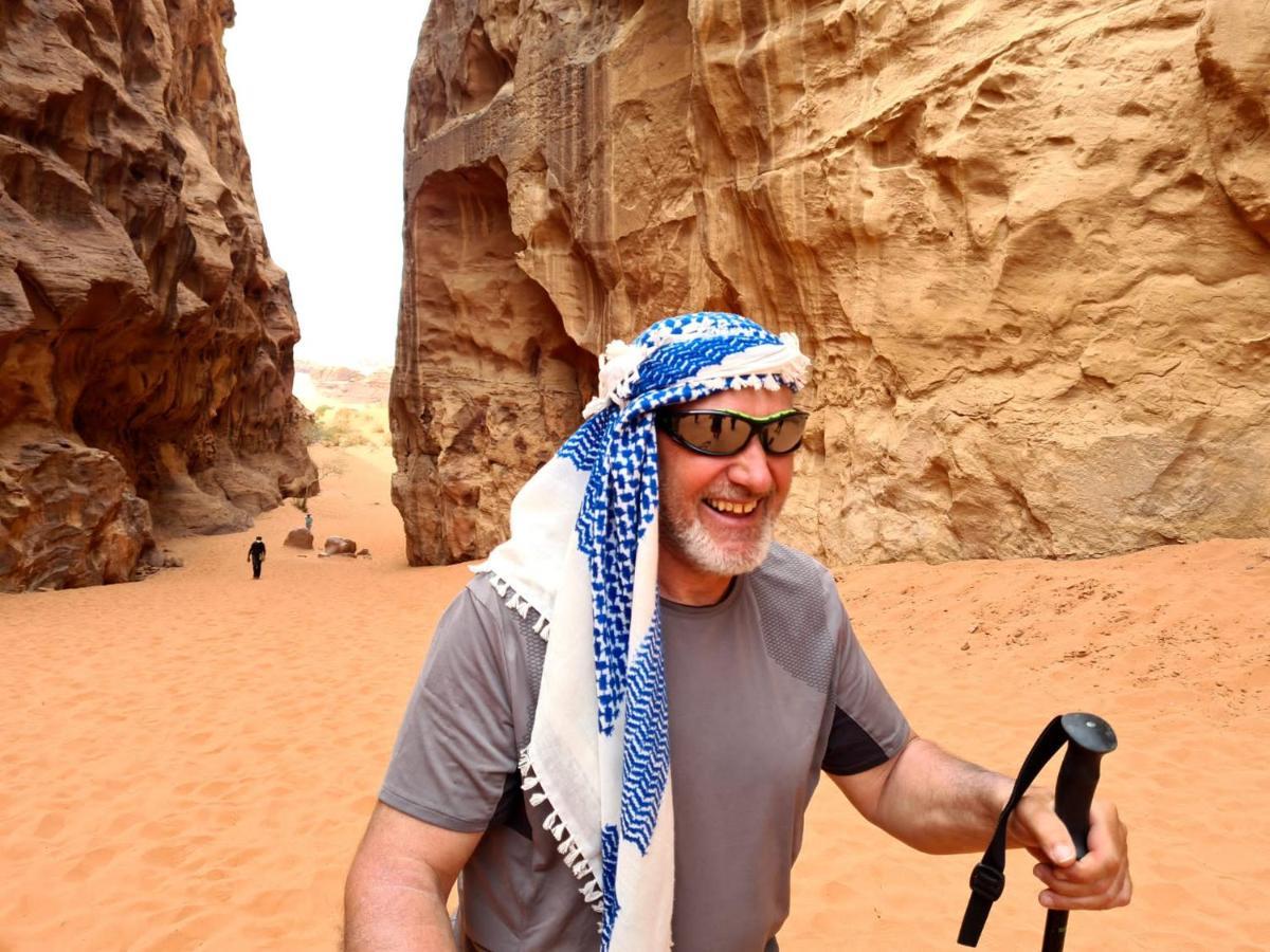 Star Guide Luxury Camp Hotel Wadi Rum Bagian luar foto