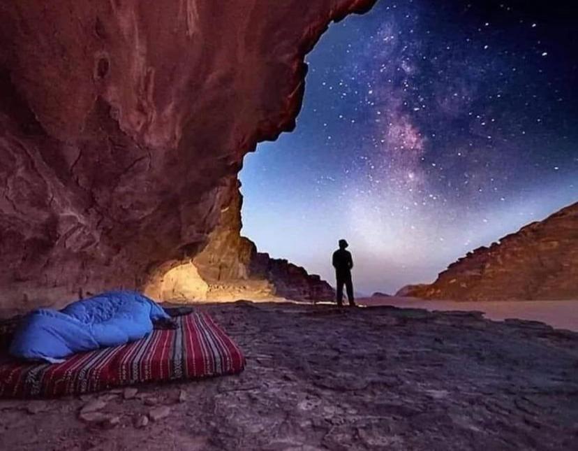 Star Guide Luxury Camp Hotel Wadi Rum Bagian luar foto